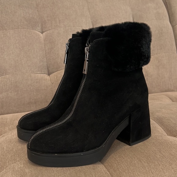 Ukrainian Suede black boots with fur and wool lining - Picture 10 of 14